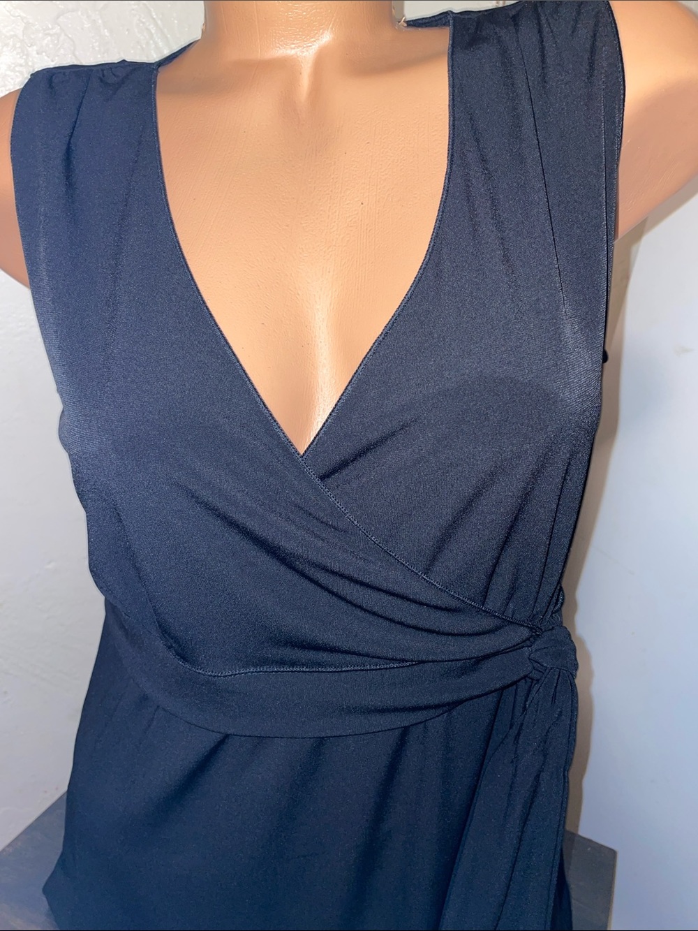 Stretch Max  Edition L Black V-Neck Women's Top